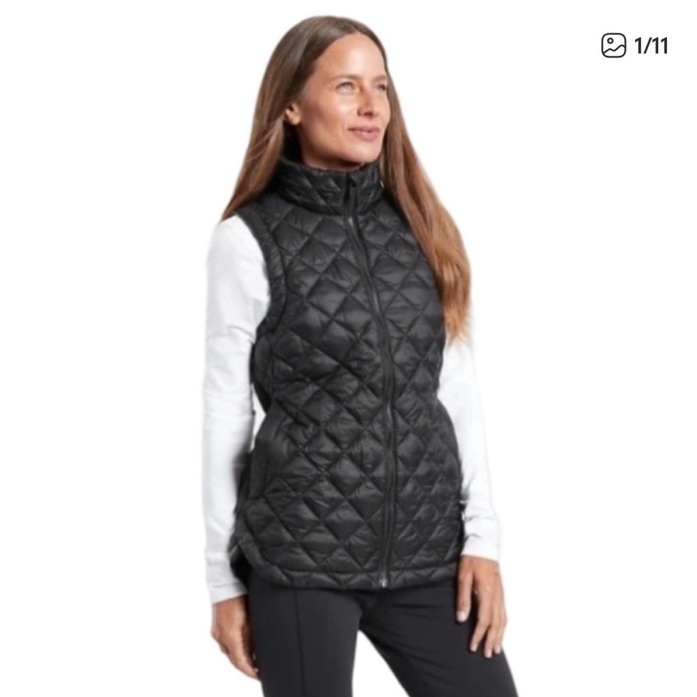 Athleta Whisper Featherless Puffer Vest Black